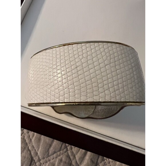 OWL Statement Cuff/Bracelet W/ White Faux Leather Band. - Picture 6 of 9